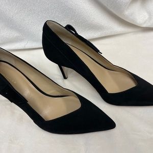 Ann Taylor Black Suede With bow